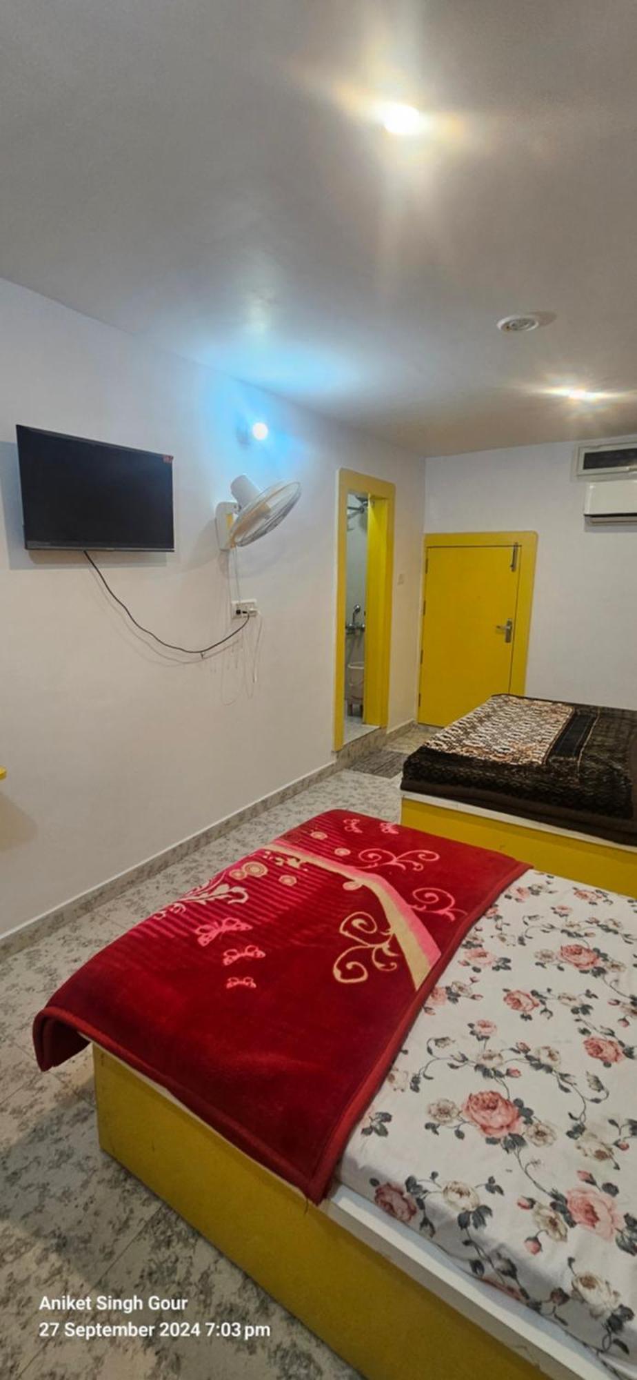Couple Friendly Hotel - Sunset Орча Екстериор снимка