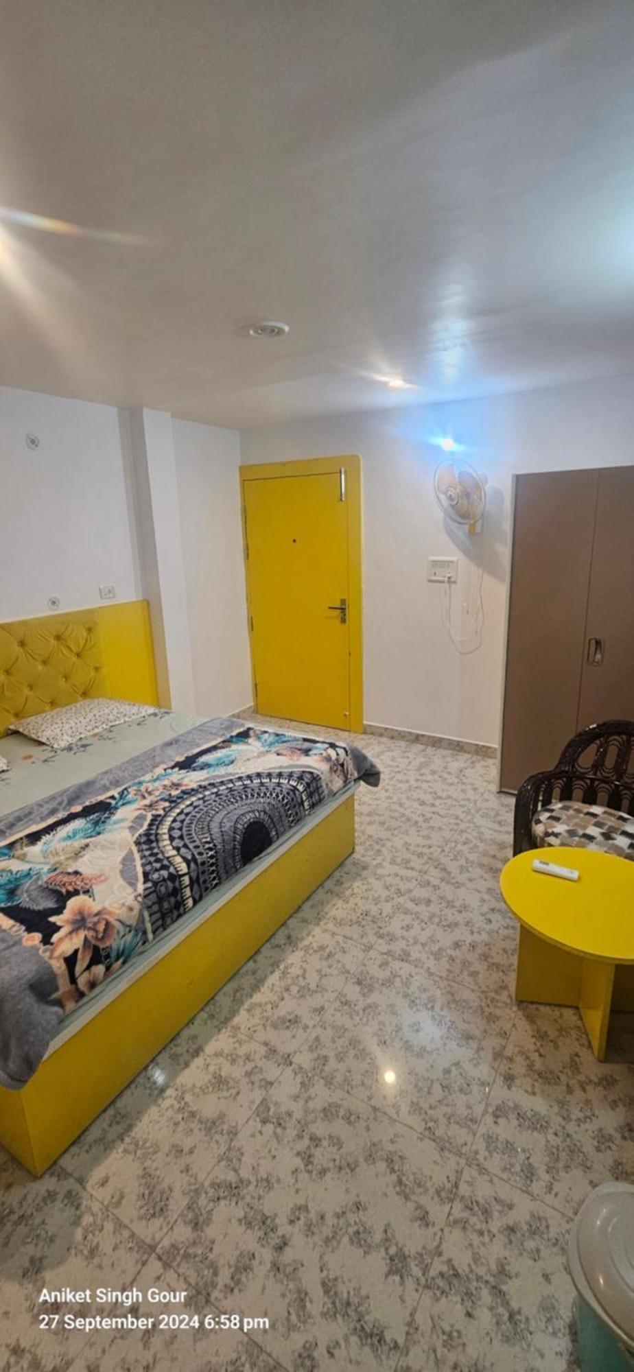 Couple Friendly Hotel - Sunset Орча Екстериор снимка